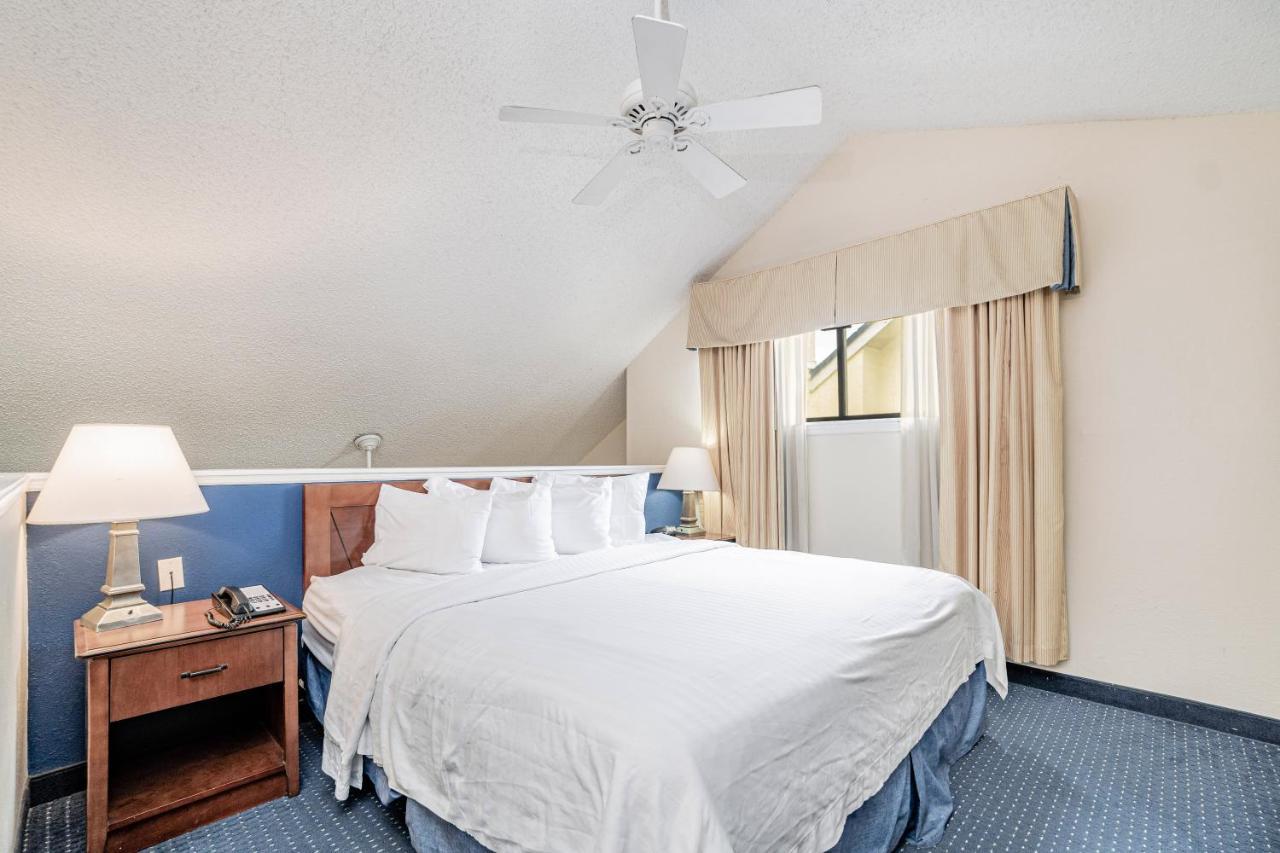 Doral Inn & Suites Miami Airport West 외부 사진